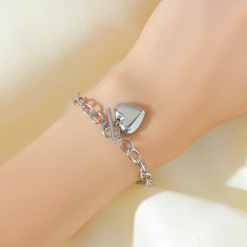 Sølvfarget charm-armbånd for kvinner