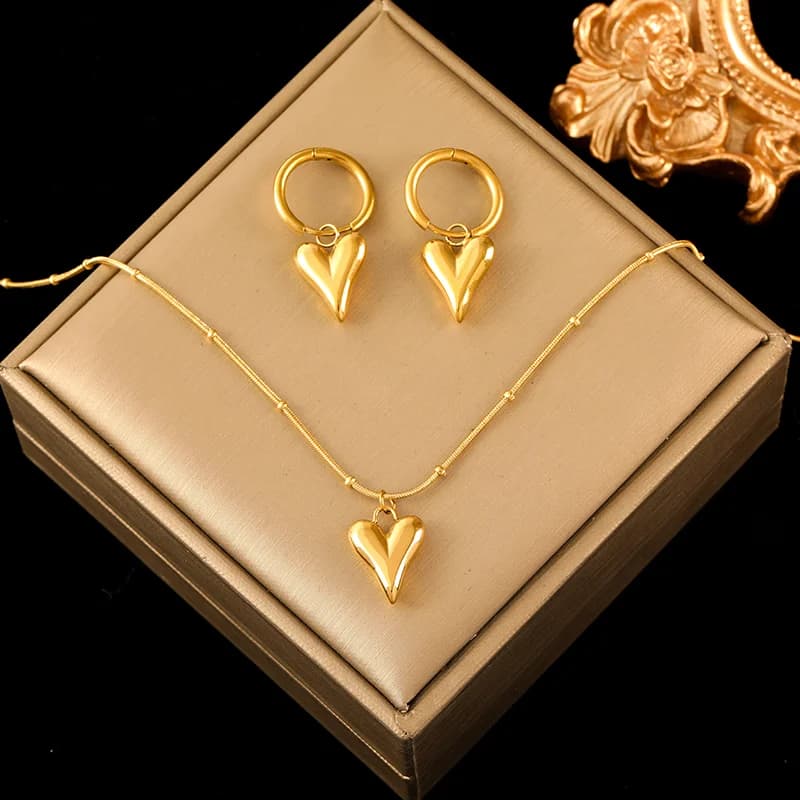 Starfish Shell Pearl Pendant Necklace and Earring Set